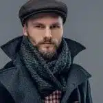 Béret ou casquette : quel accessoire vintage choisir ?