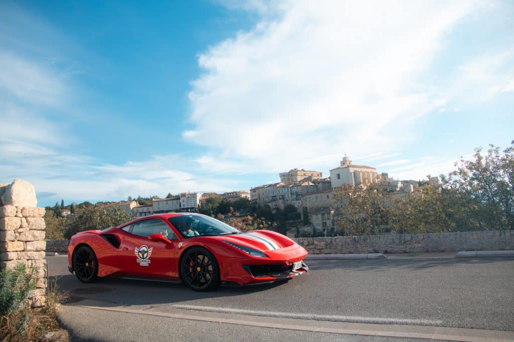 ferrari rouge